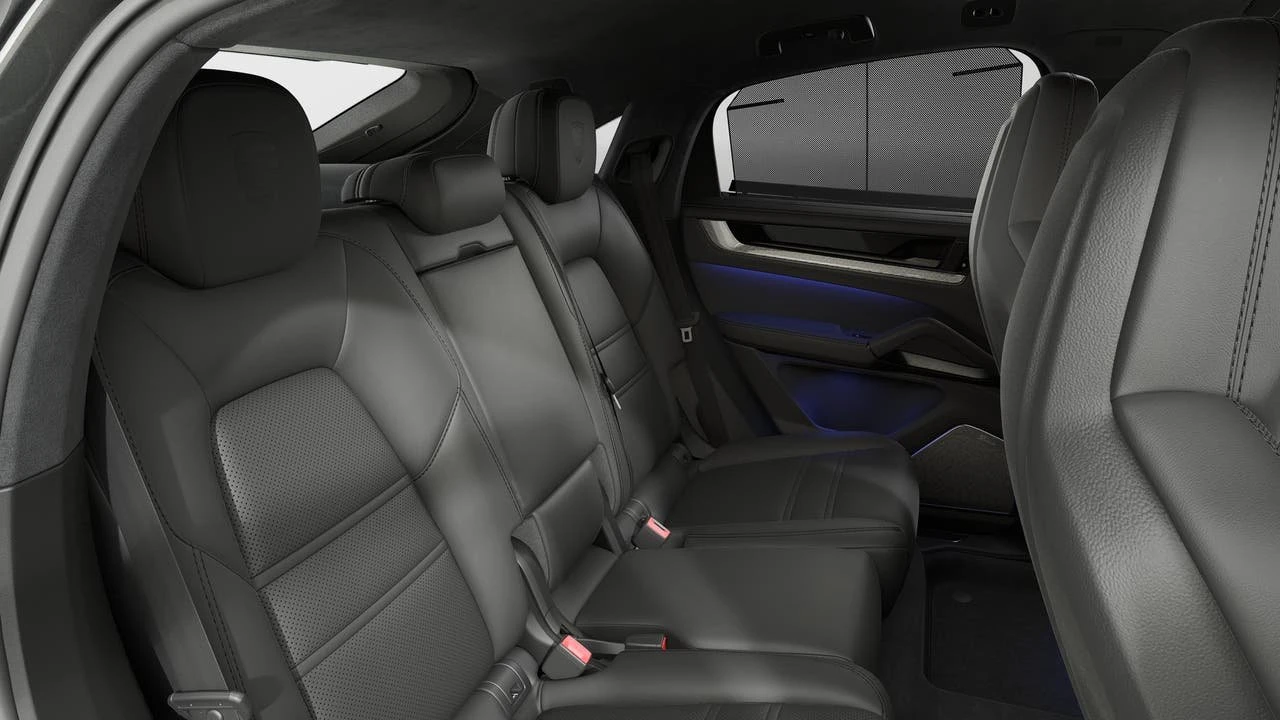 2026 Porsche 9Y0/9Y3 Cayenne Turbo GT - Image 13 of 14