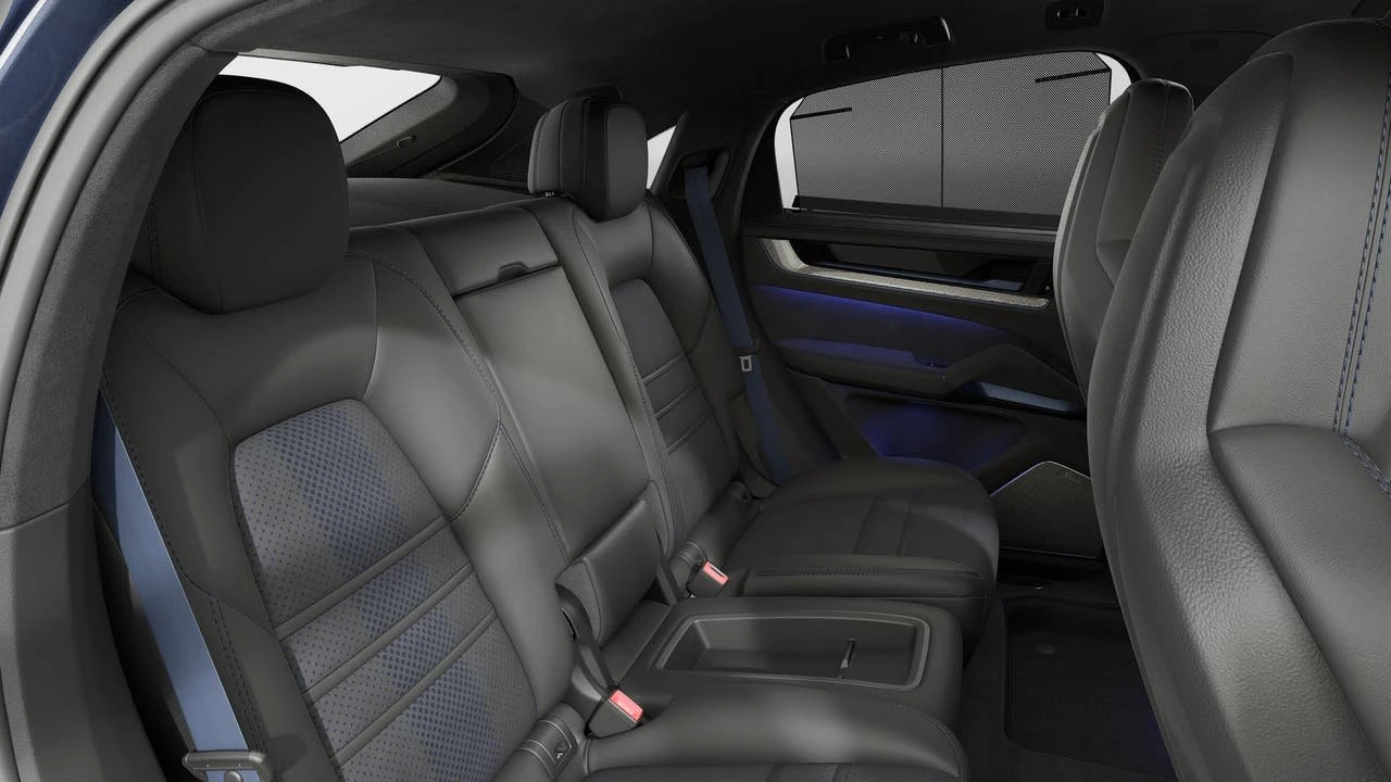 2026 Porsche 9Y0/9Y3 Cayenne Turbo GT - Image 13 of 14