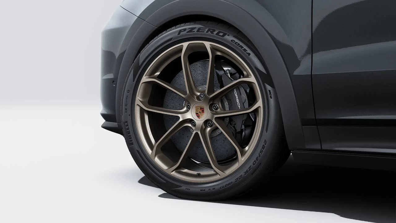 2026 Porsche 9Y0/9Y3 Cayenne Turbo GT - Image 10 of 14