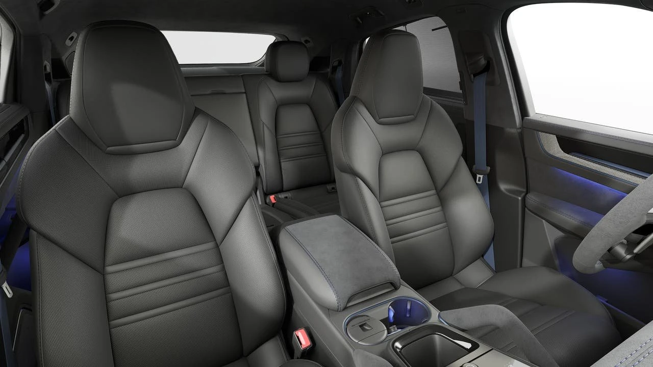 2026 Porsche 9Y0/9Y3 Cayenne Turbo GT - Image 12 of 14