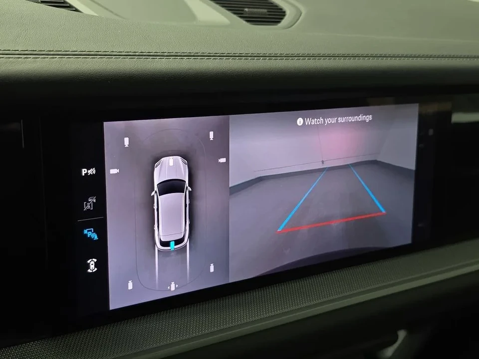 2026 Porsche 9Y0/9Y3 Cayenne - Image 18 of 31