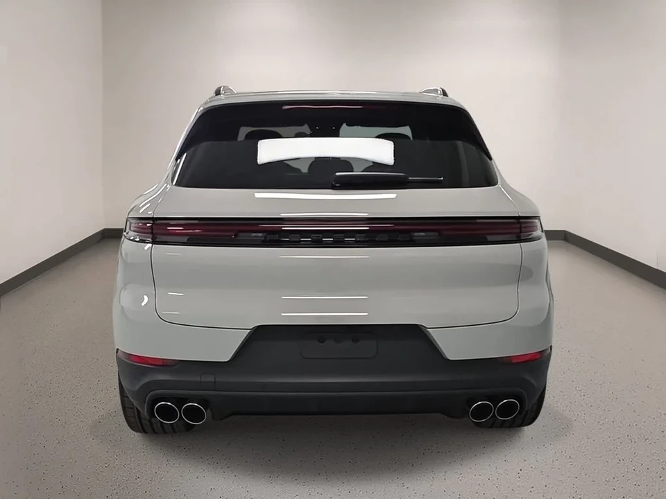 2026 Porsche 9Y0/9Y3 Cayenne - Image 6 of 31