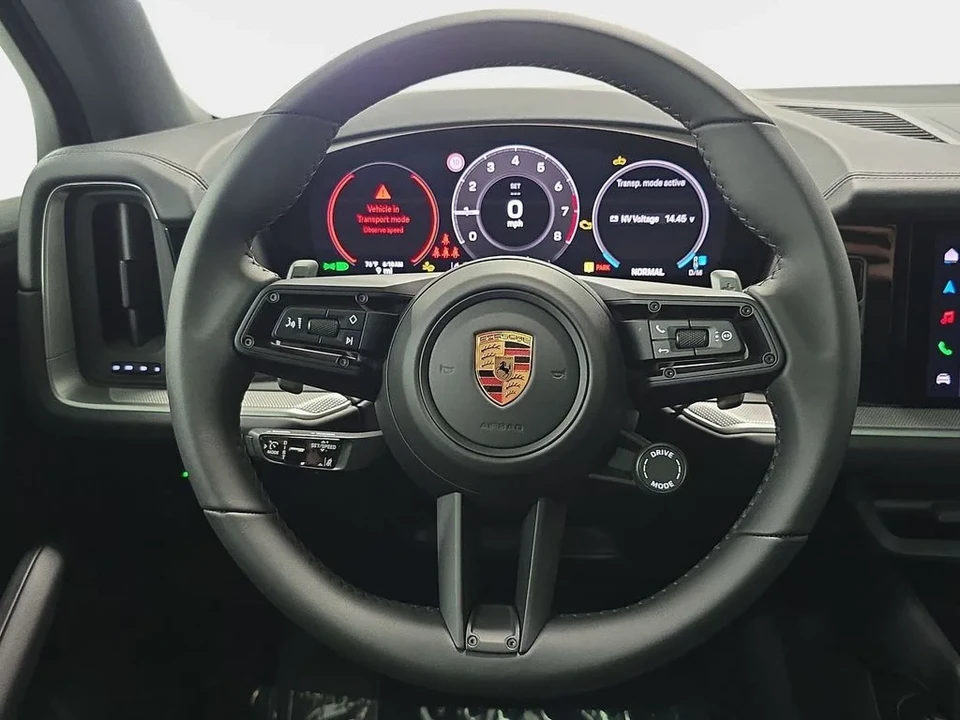2026 Porsche 9Y0/9Y3 Cayenne - Image 13 of 31