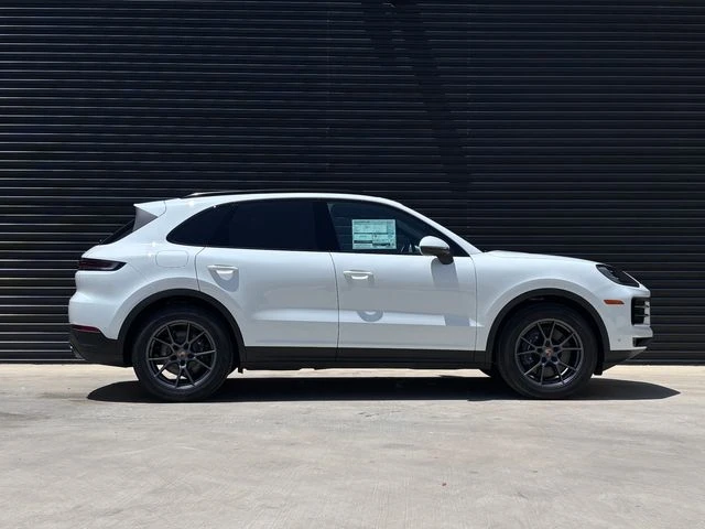 2026 Porsche 9Y0/9Y3 Cayenne - Image 8 of 31