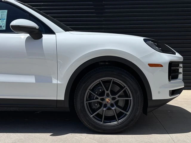 2026 Porsche 9Y0/9Y3 Cayenne - Image 11 of 31