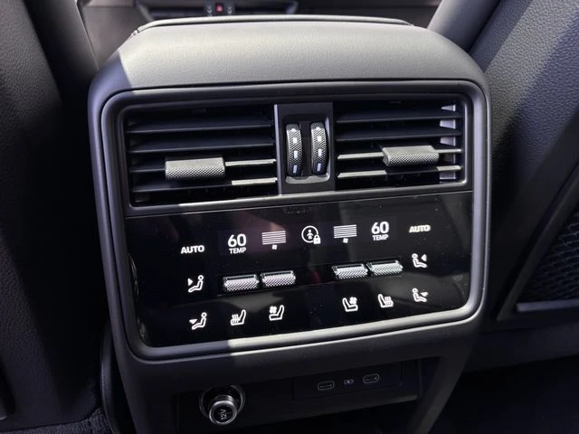 2026 Porsche 9Y0/9Y3 Cayenne - Image 27 of 31