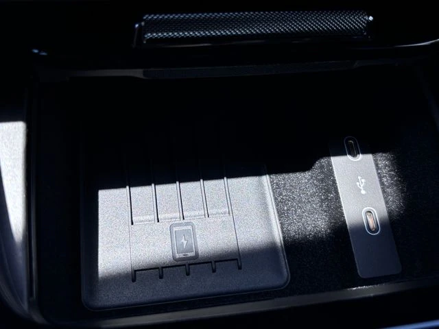 2026 Porsche 9Y0/9Y3 Cayenne - Image 24 of 31