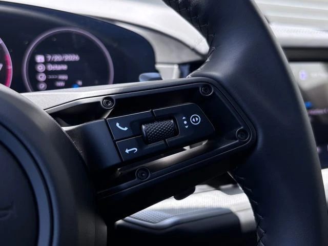 2026 Porsche 9Y0/9Y3 Cayenne - Image 17 of 31