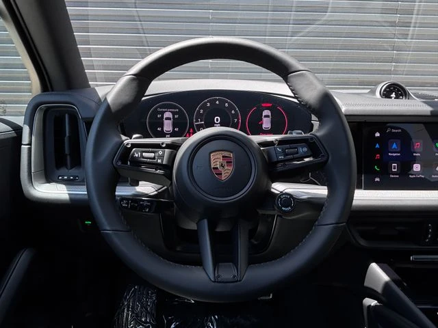 2026 Porsche 9Y0/9Y3 Cayenne - Image 14 of 31
