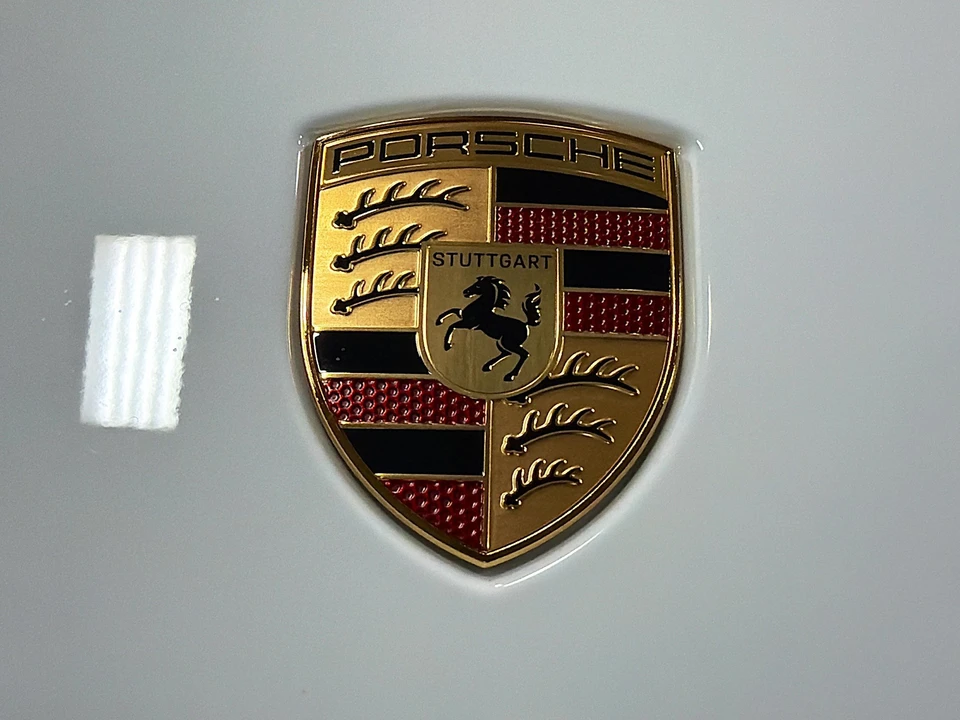 2026 Porsche 9Y0/9Y3 Cayenne - Image 12 of 31