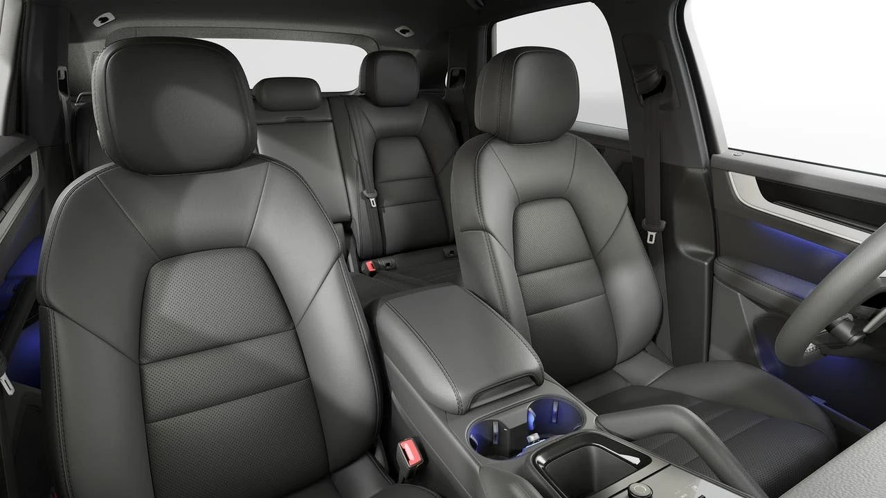 2026 Porsche Cayenne - Image 12 of 14