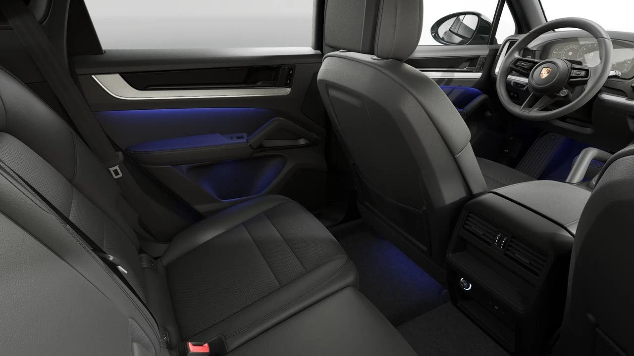 2026 Porsche Cayenne - Image 14 of 14