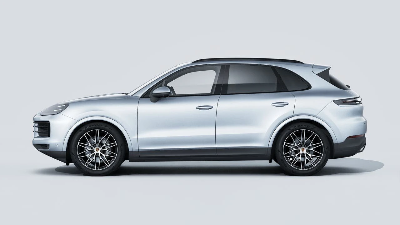 2026 Porsche 9Y0/9Y3 Cayenne - Image 2 of 14