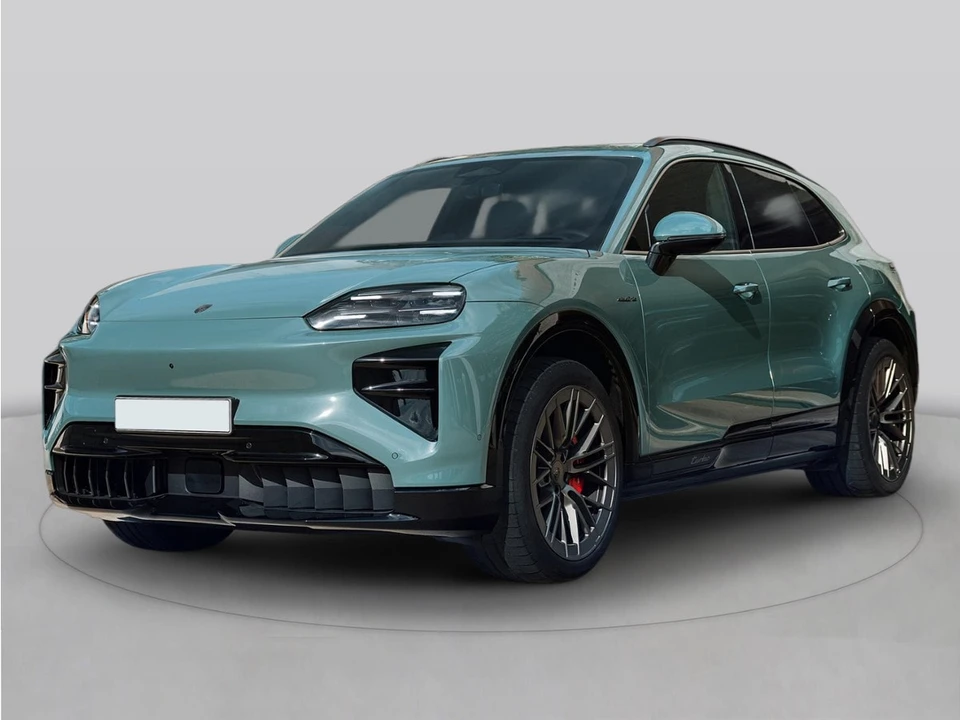 2026 Porsche 9Y0/9Y3 Cayenne - Image 2 of 2