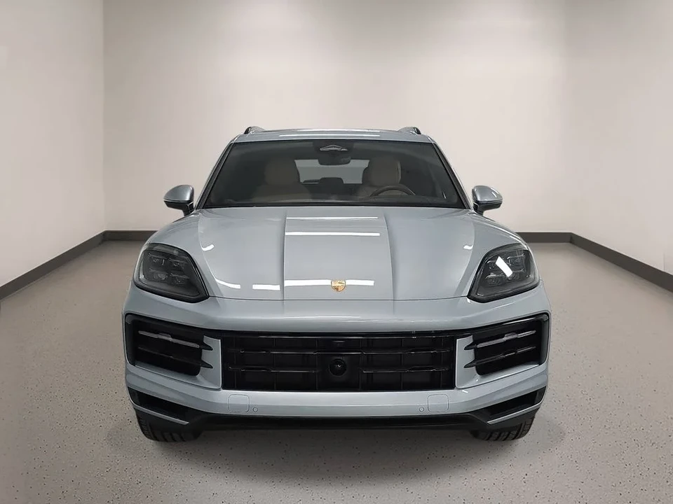 2026 Porsche 9Y0/9Y3 Cayenne - Image 9 of 31