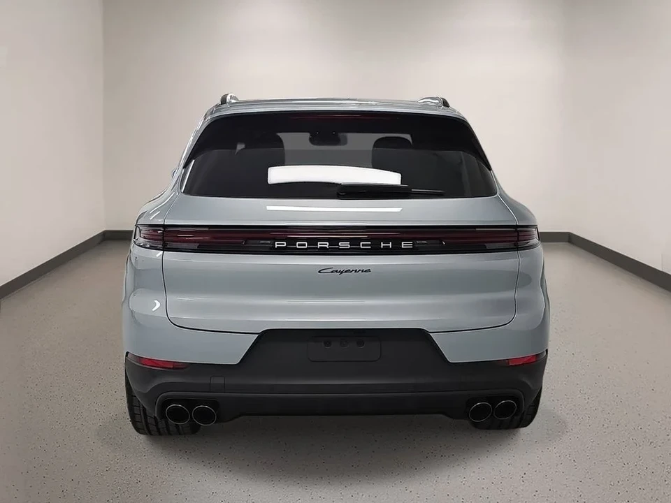 2026 Porsche 9Y0/9Y3 Cayenne - Image 6 of 31