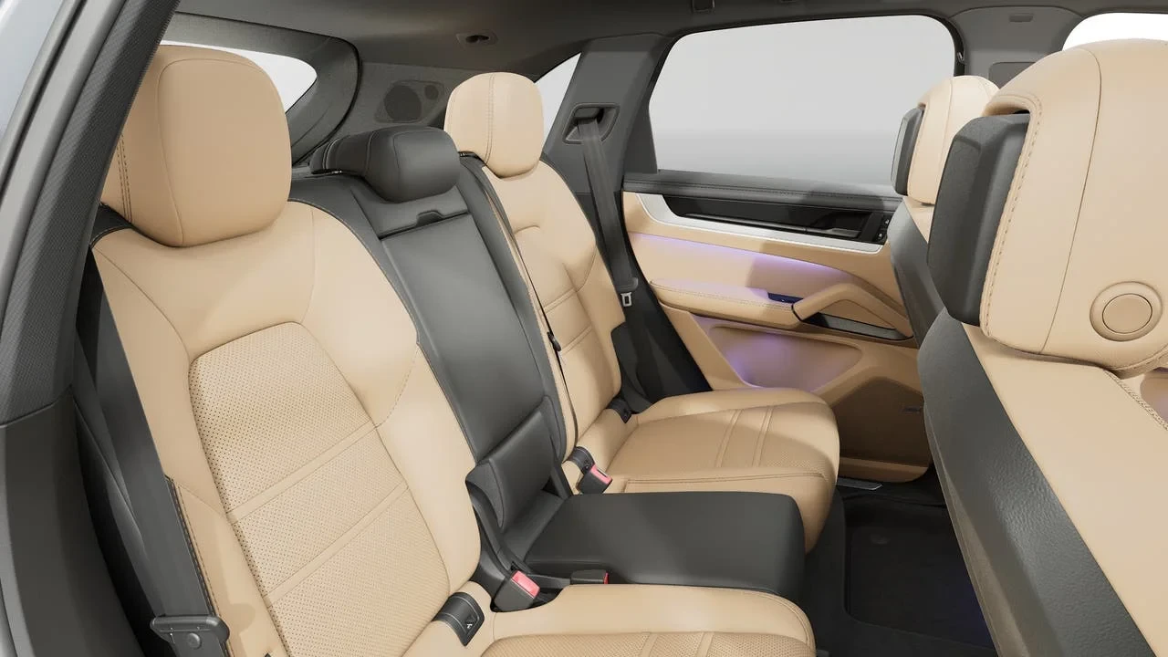 2026 Porsche 9Y0/9Y3 Cayenne - Image 13 of 14