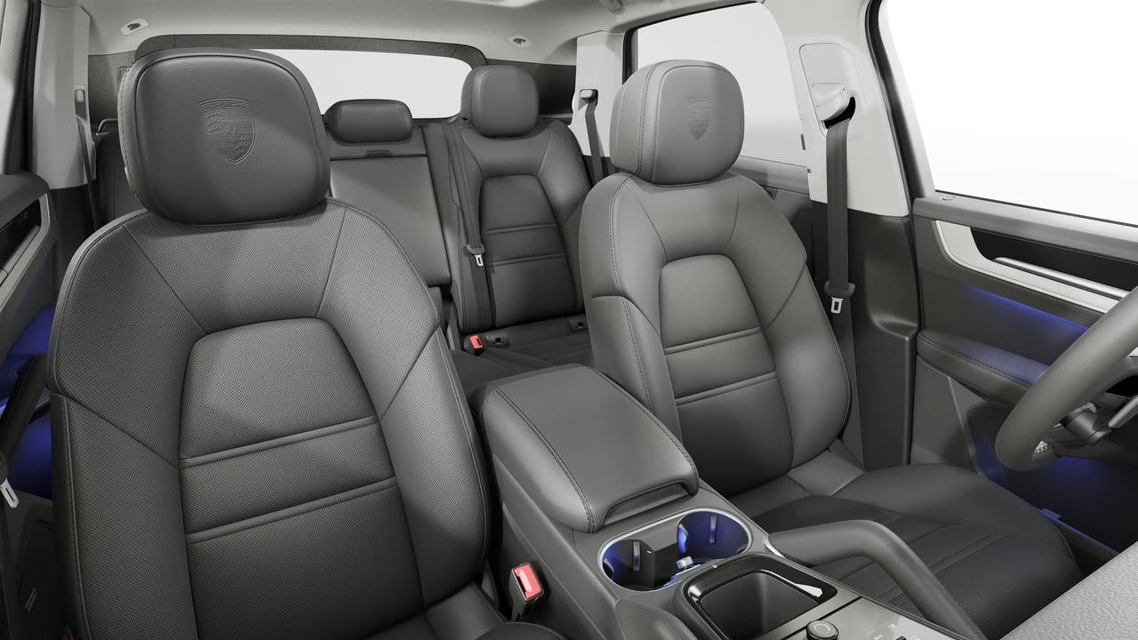 2026 Porsche 9Y0/9Y3 Cayenne - Image 12 of 14
