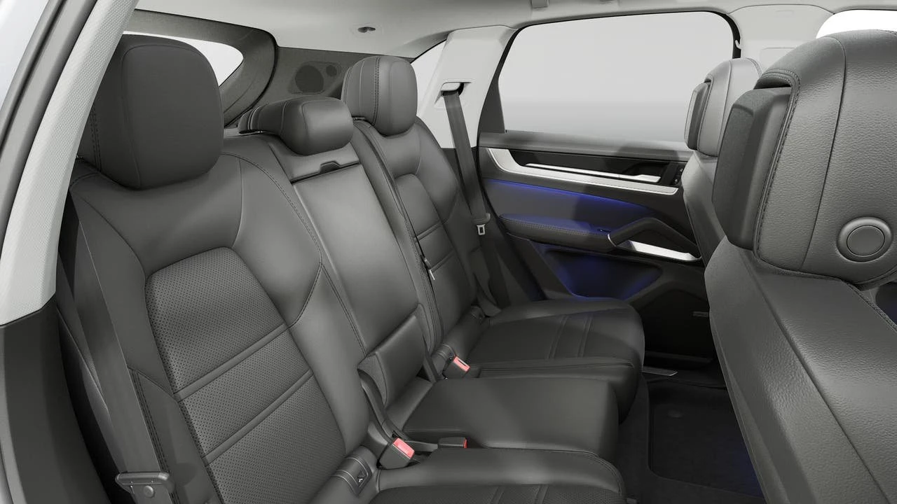 2026 Porsche 9Y0/9Y3 Cayenne - Image 13 of 14
