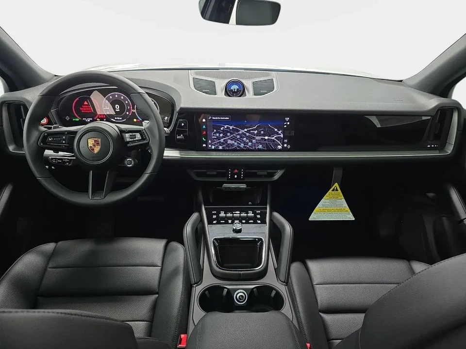 2026 Porsche 9Y0/9Y3 Cayenne - Image 12 of 31