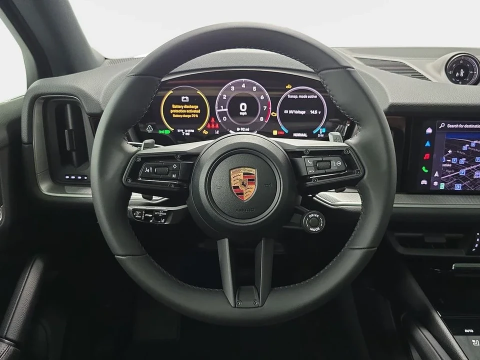 2026 Porsche 9Y0/9Y3 Cayenne - Image 13 of 31