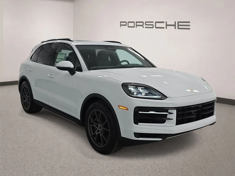 2026 Porsche 9Y0/9Y3 Cayenne - Image 8 of 31