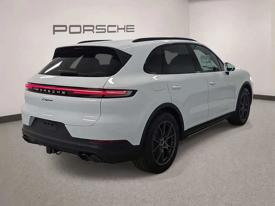 2026 Porsche 9Y0/9Y3 Cayenne - Image 7 of 31