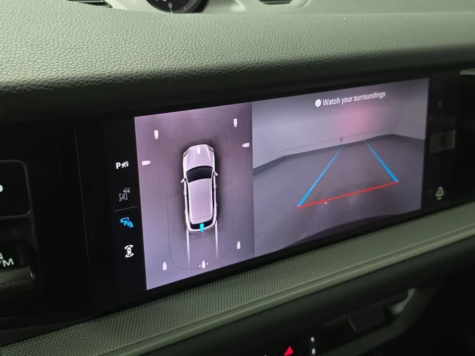 2026 Porsche 9Y0/9Y3 Cayenne - Image 18 of 31