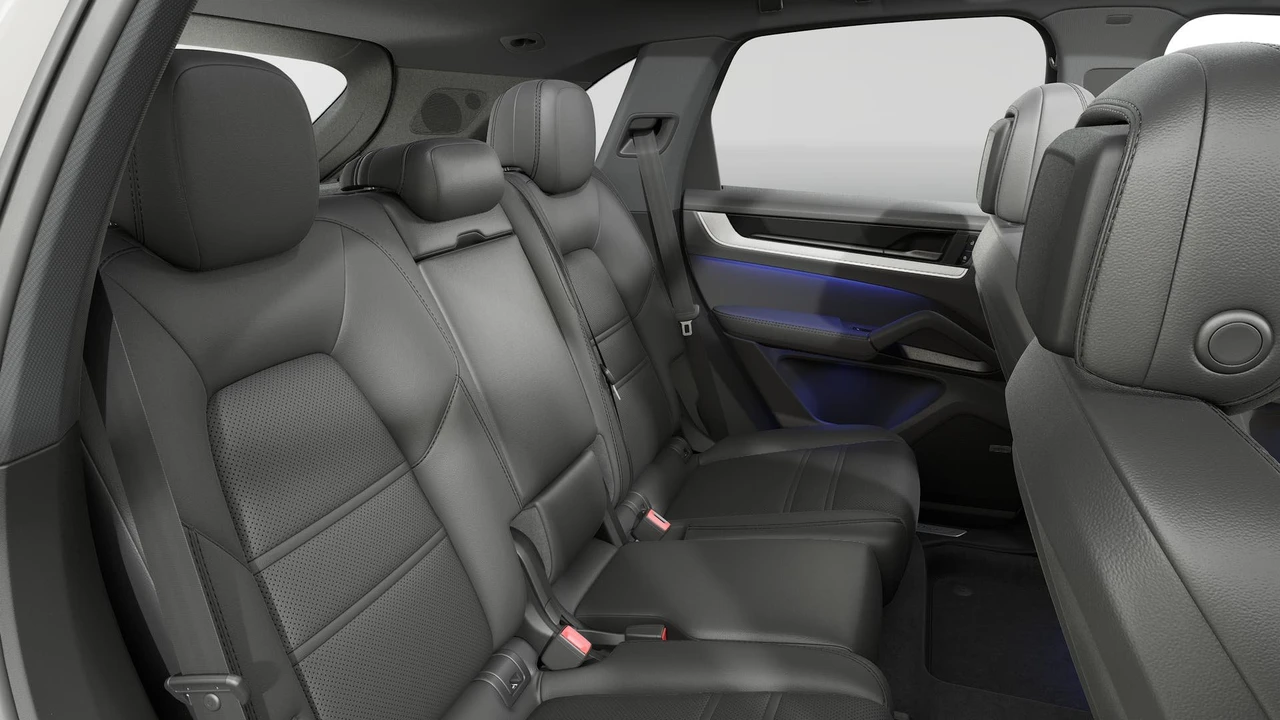 2026 Porsche 9Y0/9Y3 Cayenne - Image 13 of 14