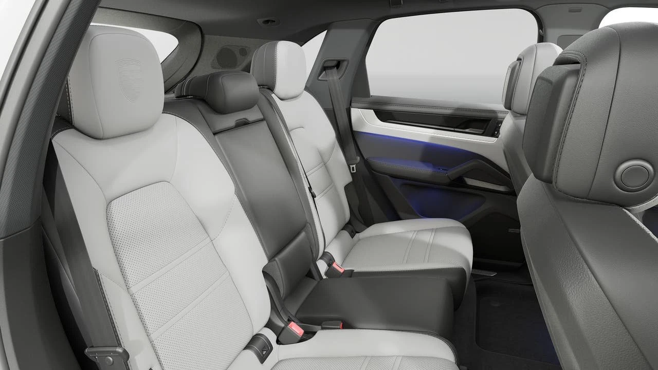 2026 Porsche 9Y0/9Y3 Cayenne - Image 13 of 14
