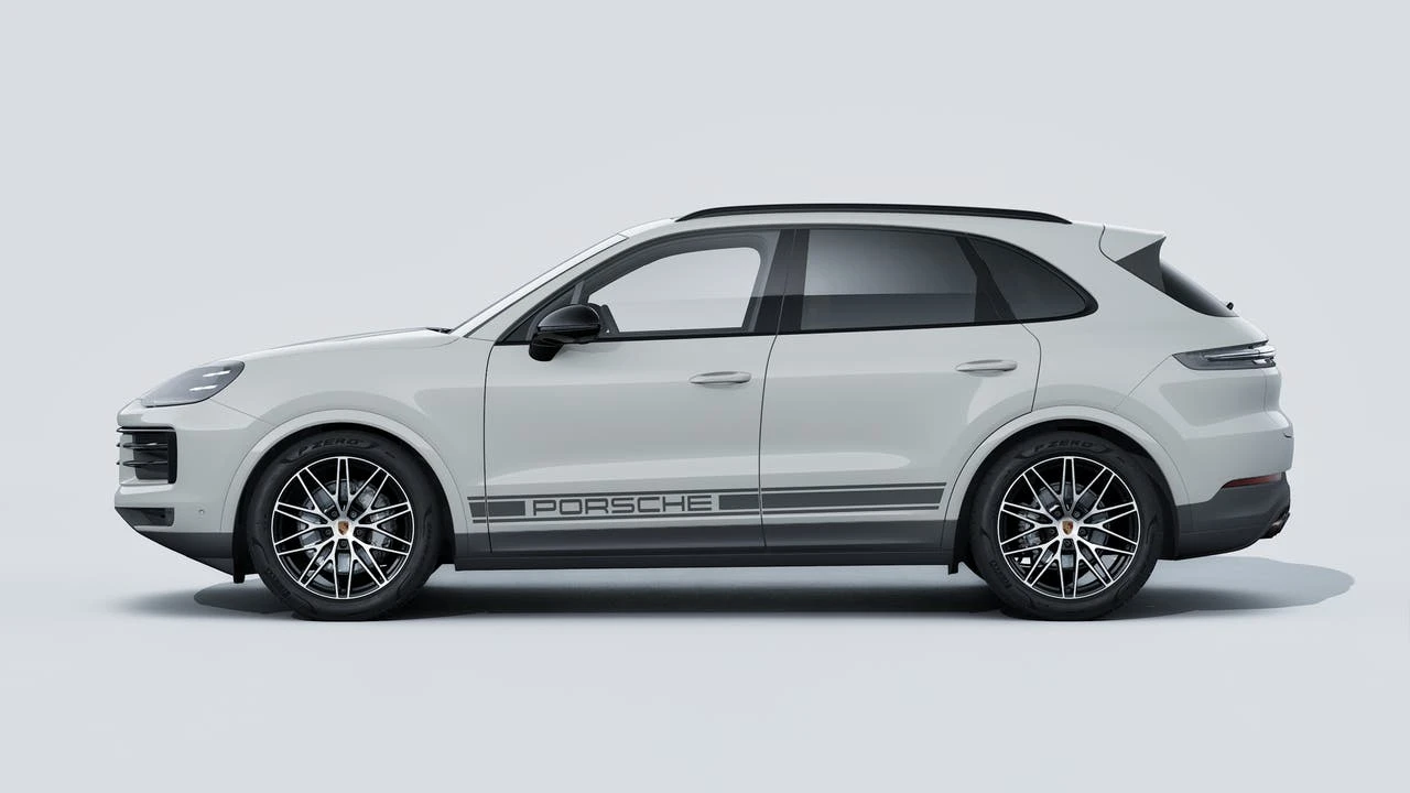 2026 Porsche 9Y0/9Y3 Cayenne - Image 2 of 14