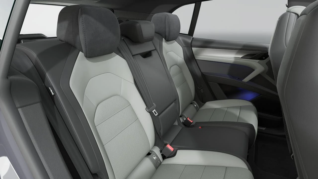 2026 Porsche 9Y0/9Y3 Cayenne - Image 13 of 14