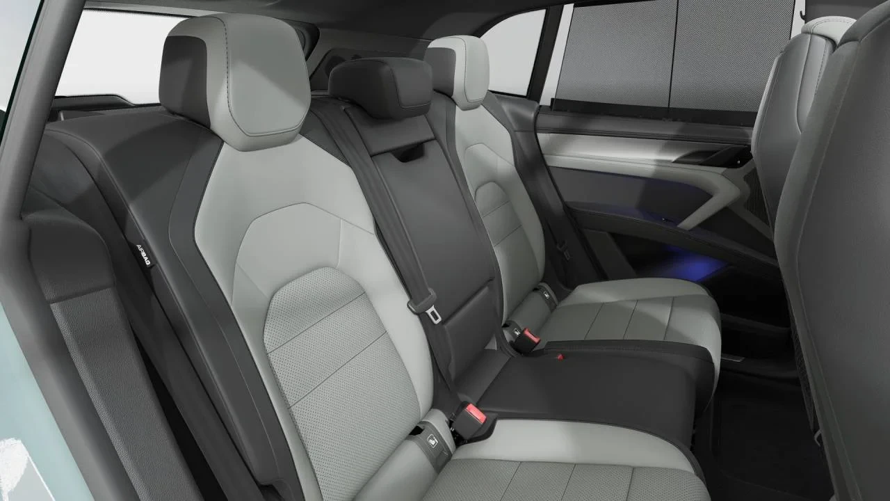 2026 Porsche 9Y0/9Y3 Cayenne - Image 13 of 14