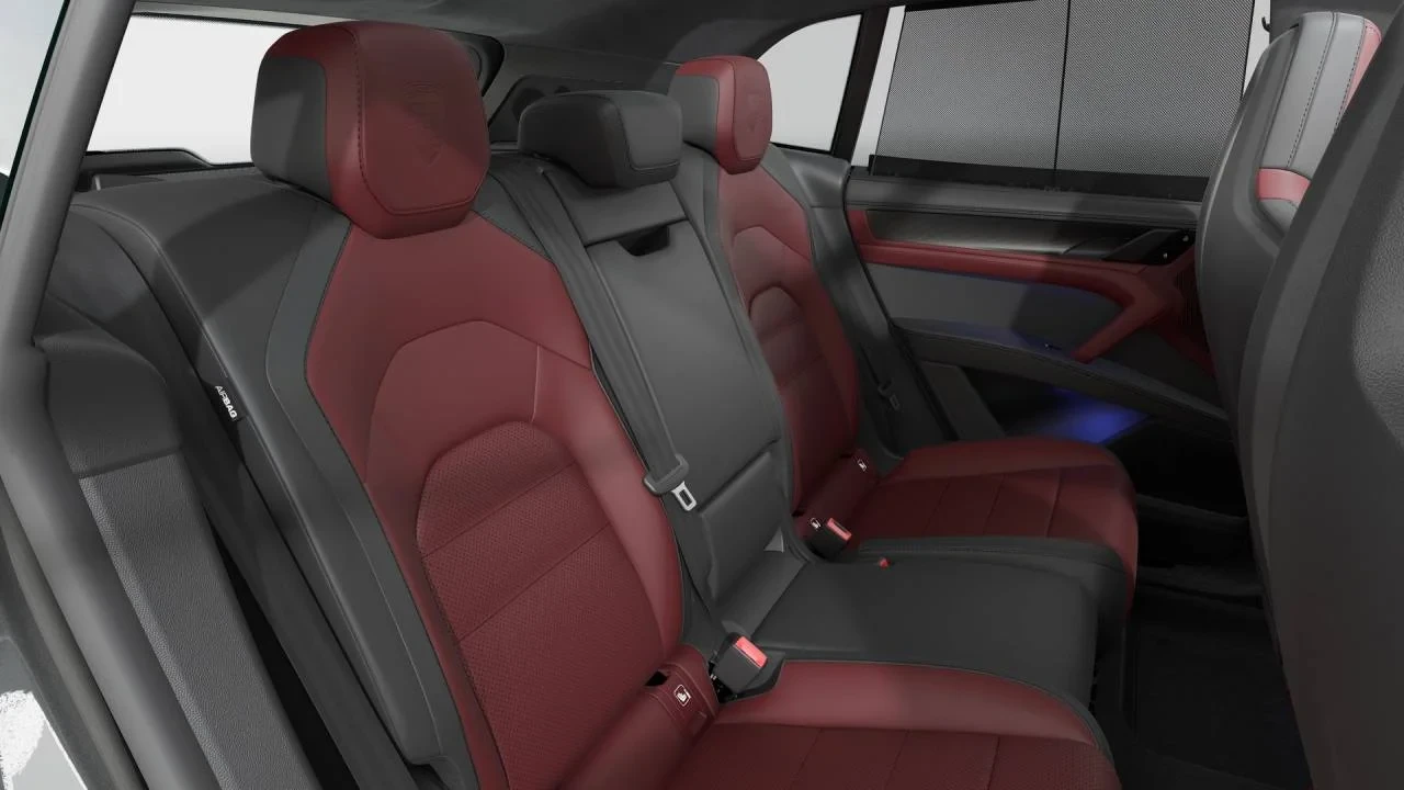 2026 Porsche 9Y0/9Y3 Cayenne - Image 13 of 14