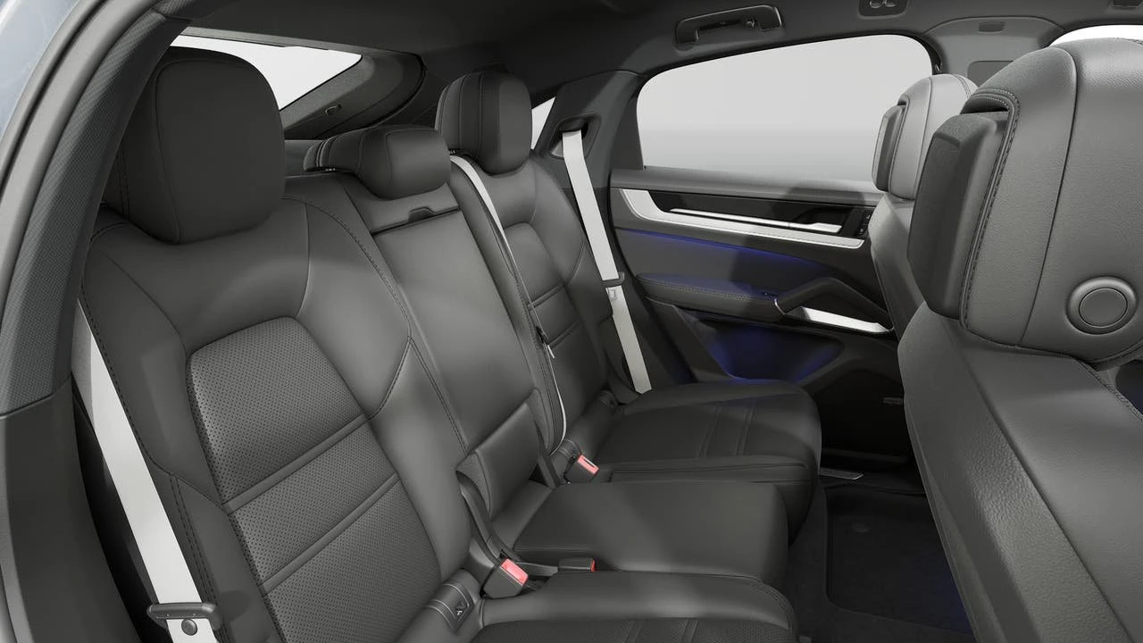 2026 Porsche 9Y0/9Y3 Cayenne Coupe - Image 13 of 14
