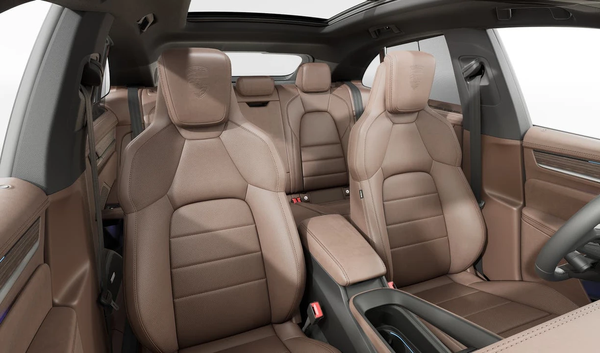 2026 Porsche Macan Electric - Image 12 of 14