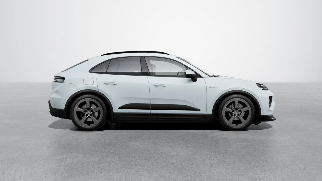 2026 Porsche Macan Electric - Image 6 of 10