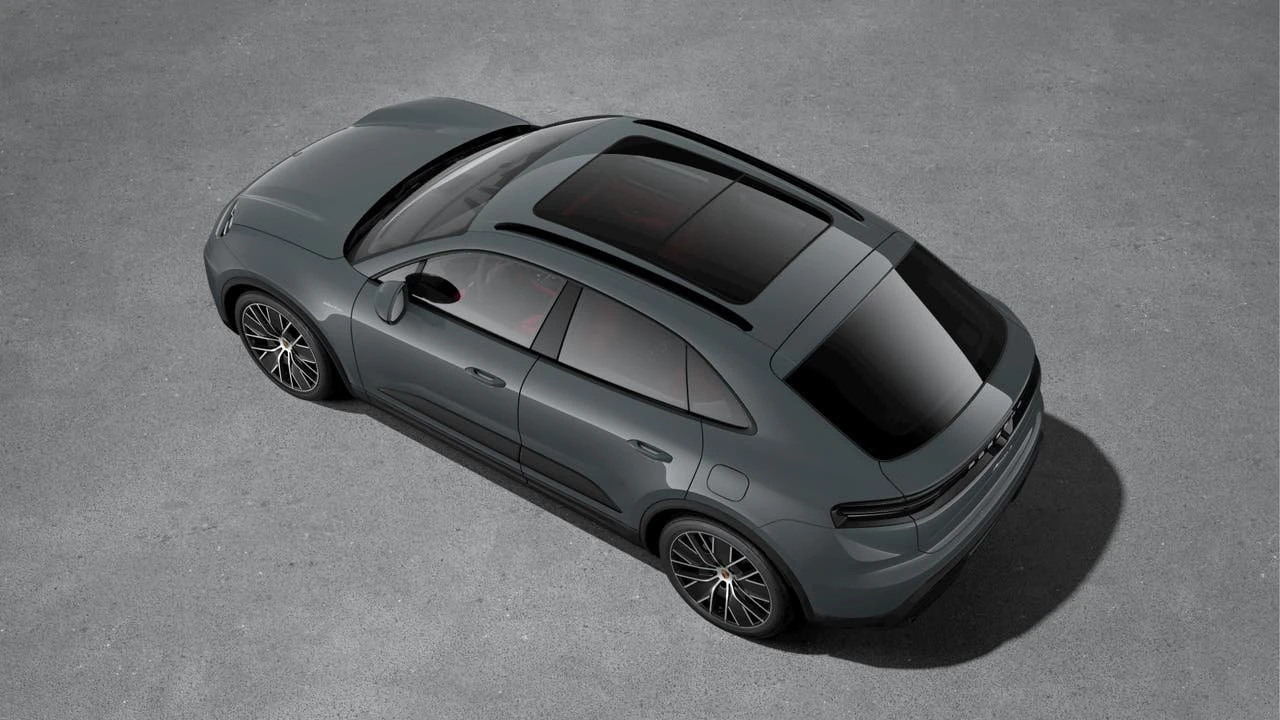 2026 Porsche Macan Electric - Image 4 of 10