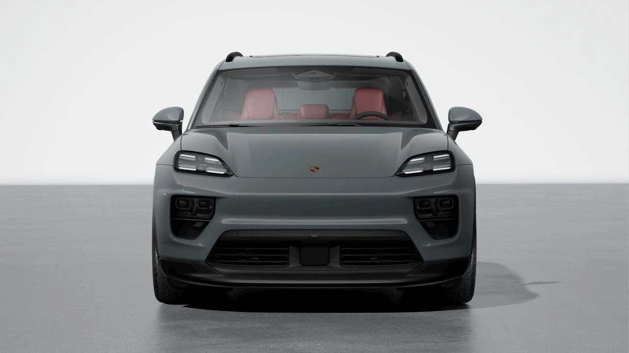 2026 Porsche Macan Electric - Image 8 of 10