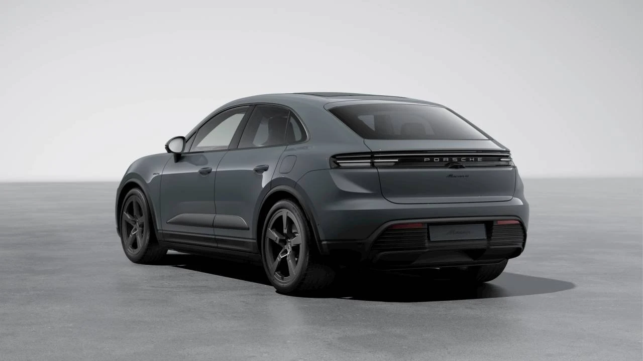2026 Porsche Macan Electric - Image 3 of 10