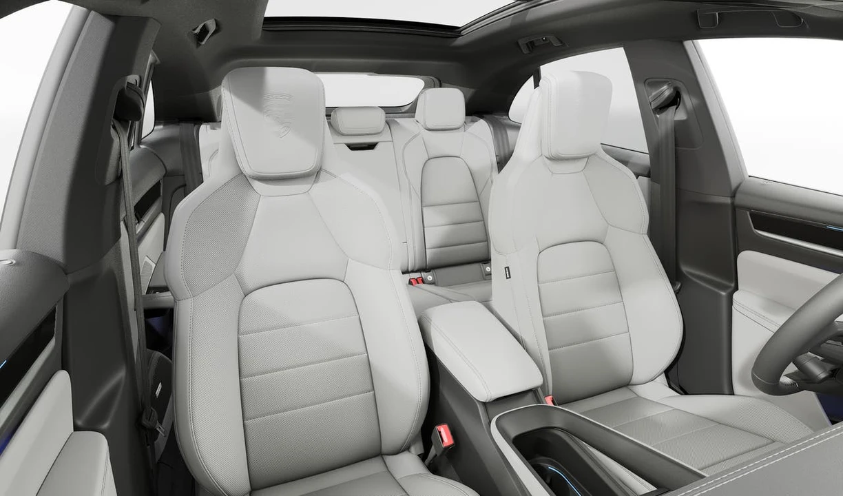 2026 Porsche Macan Electric - Image 12 of 14