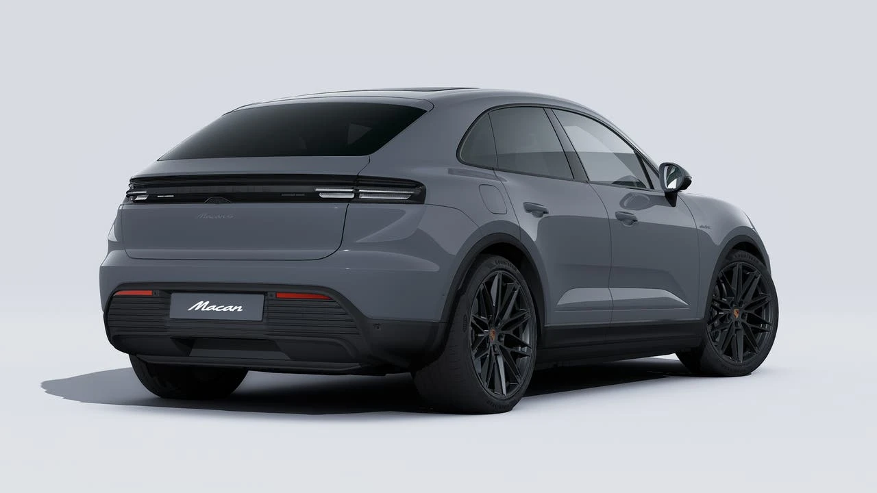2026 Porsche Macan Electric - Image 9 of 14
