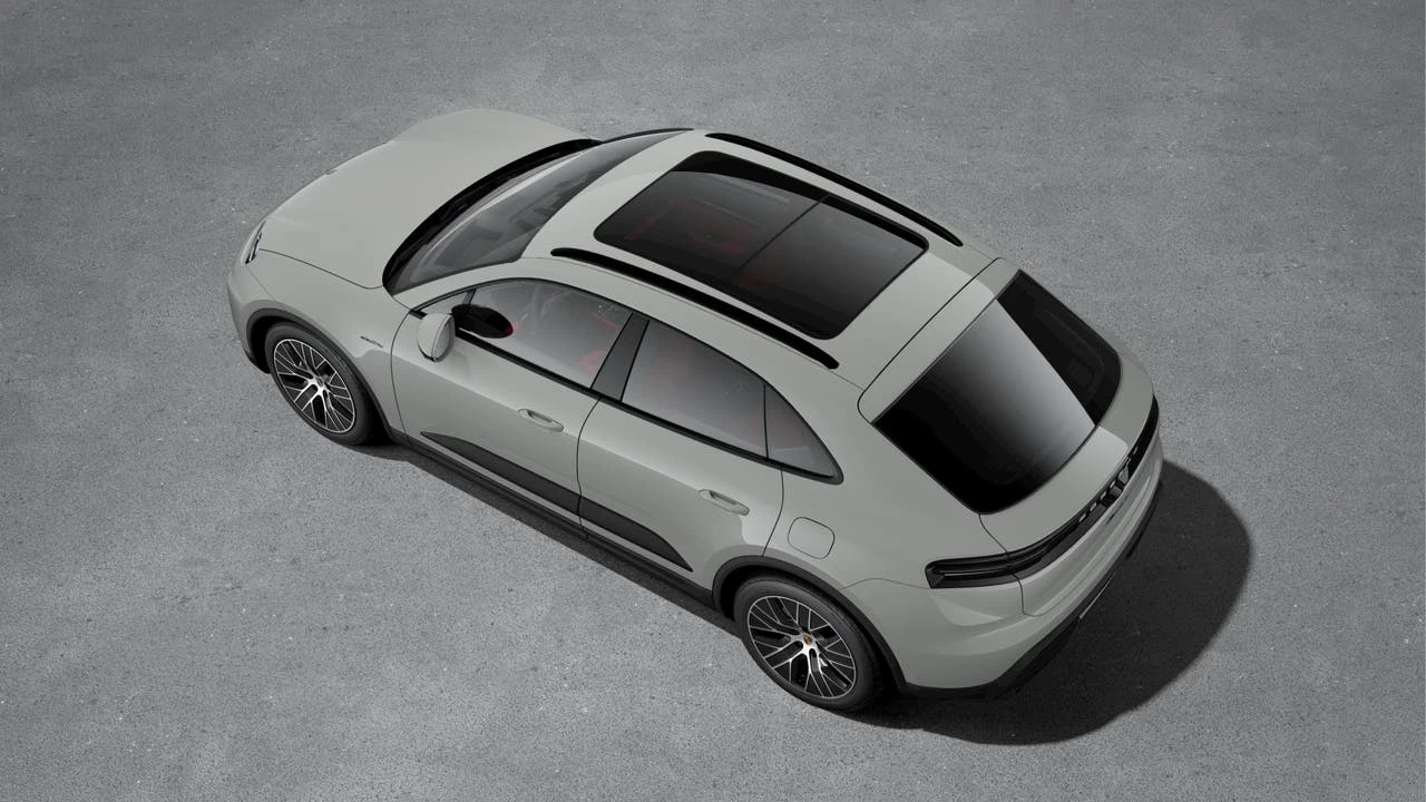 2026 Porsche Macan Electric - Image 4 of 10
