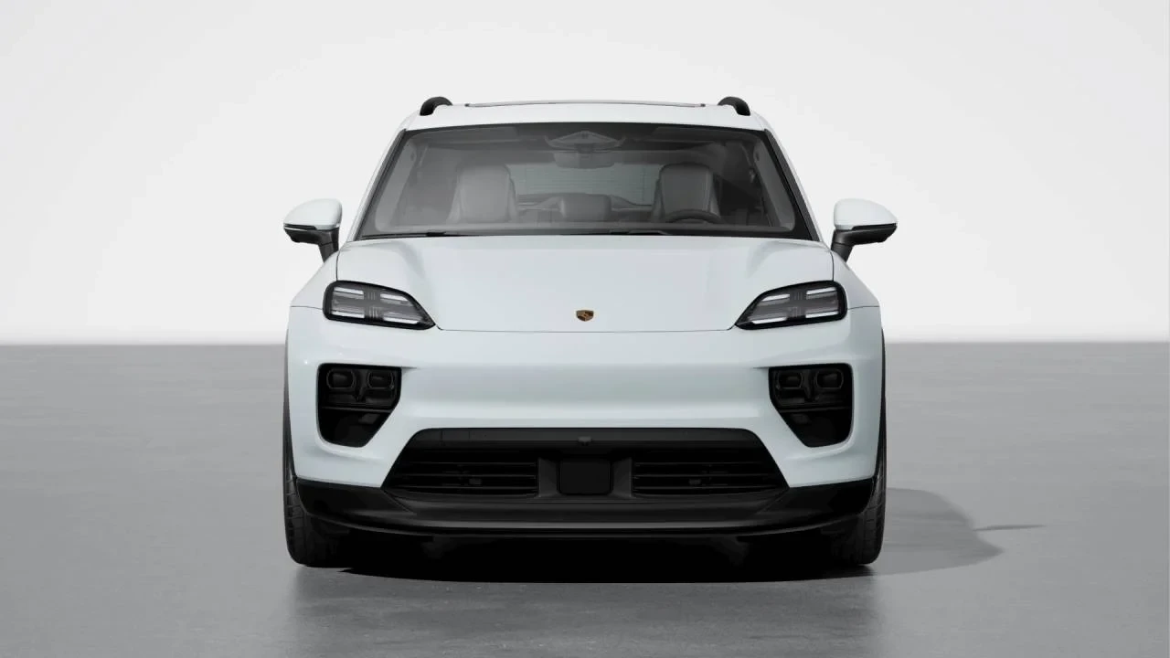 2026 Porsche Macan Electric - Image 8 of 10