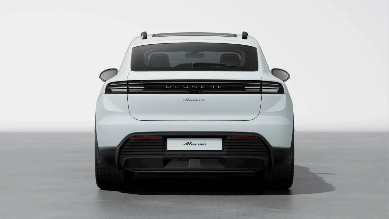 2026 Porsche Macan Electric - Image 7 of 10