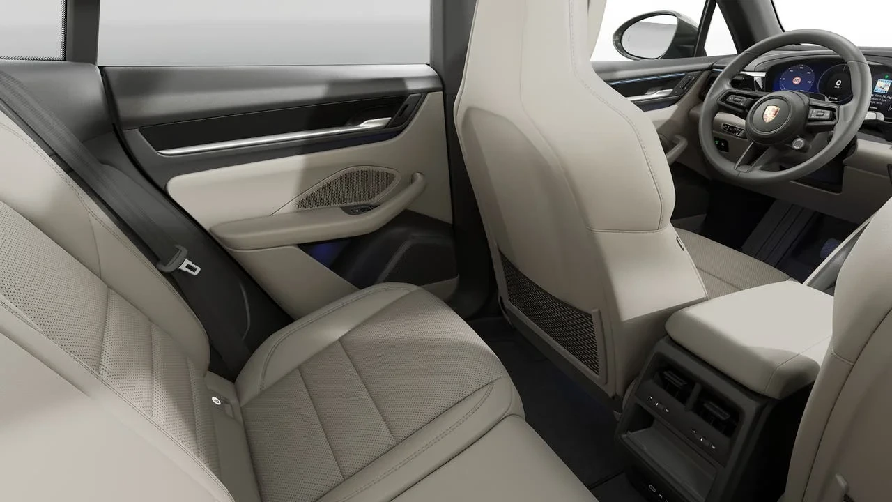 2026 Porsche Macan Electric - Image 14 of 14