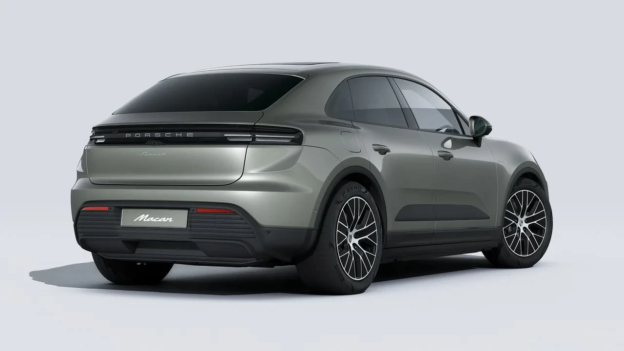 2026 Porsche Macan Electric - Image 9 of 14