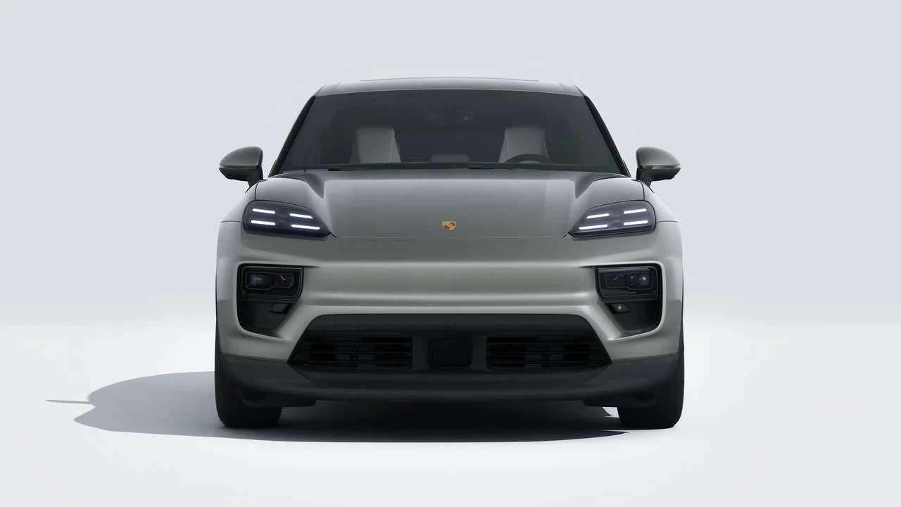 2026 Porsche Macan Electric - Image 8 of 14