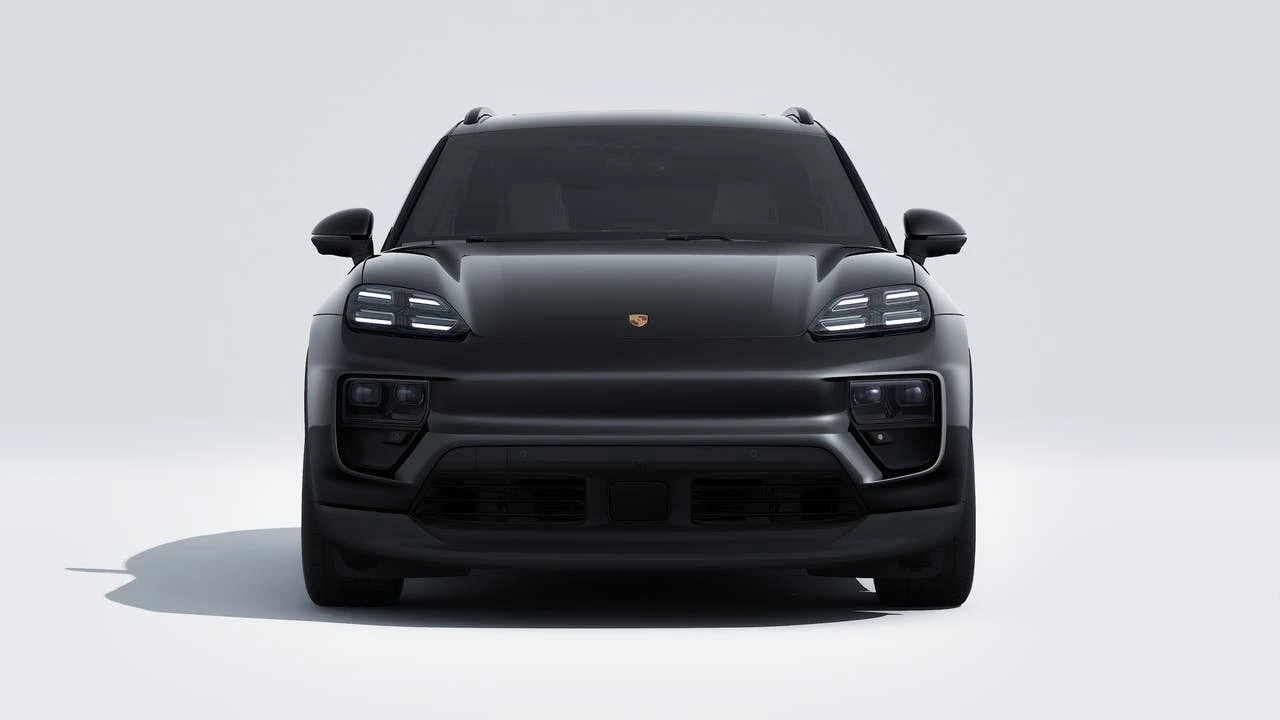 2026 Porsche Macan Electric - Image 8 of 14