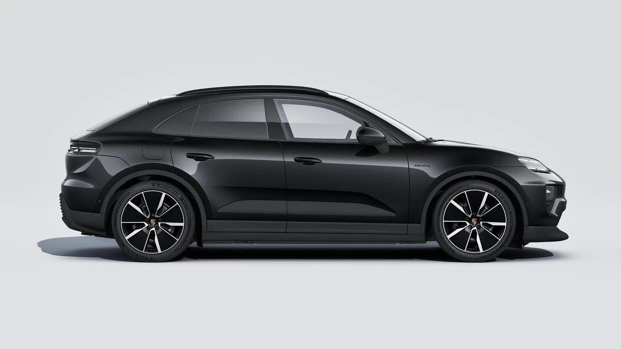 2026 Porsche Macan Electric - Image 6 of 14